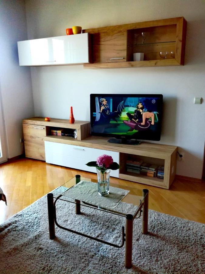 Apartment Mia - Spacious Apartment On 85 M2 With Beautiful Sea View Trogir Exteriör bild