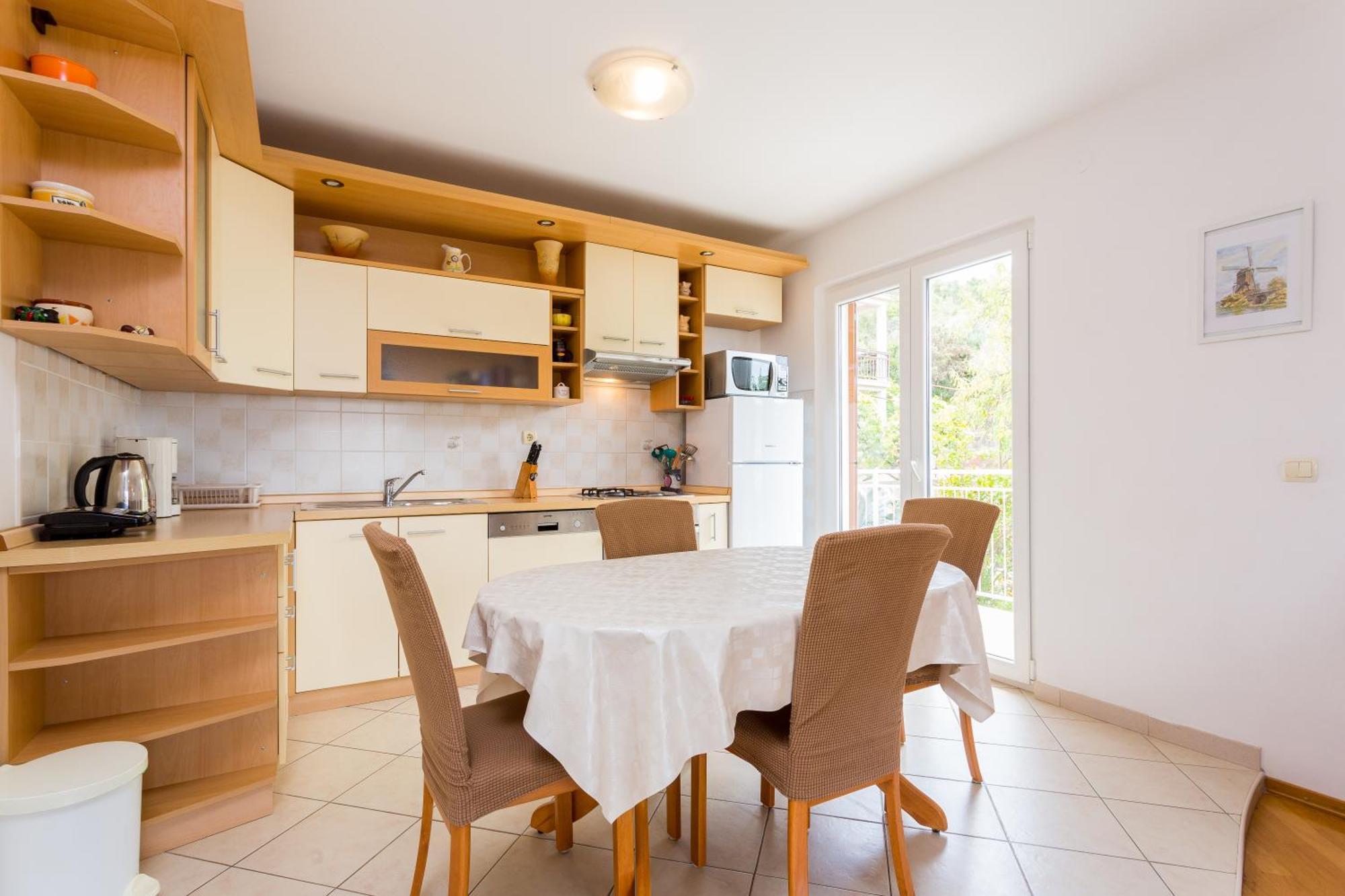 Apartment Mia - Spacious Apartment On 85 M2 With Beautiful Sea View Trogir Exteriör bild